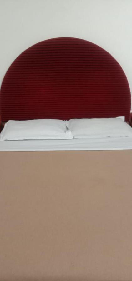Hotel Goutham Manor Chennai Bagian luar foto