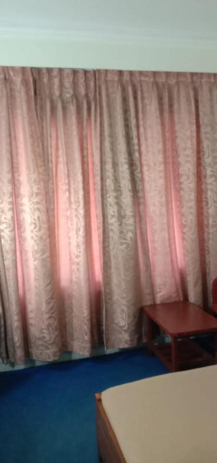 Hotel Goutham Manor Chennai Bagian luar foto